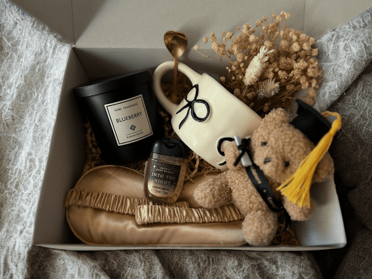 Cutia Bucuriei - Essentials